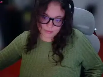 Chaturbate Live Sex Cam of marcela2101s