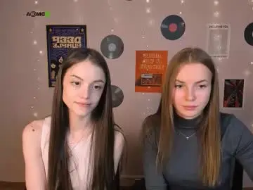 Chaturbate Nude Webcam of mia_starrr_