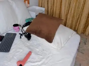 Chaturbate Best live sex cam show of chaarlotte_09