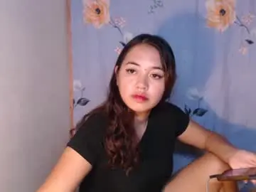 Chaturbate Free Live Porn of pinay_singlemomxs