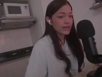 Chaturbate Live Sex of mila_1