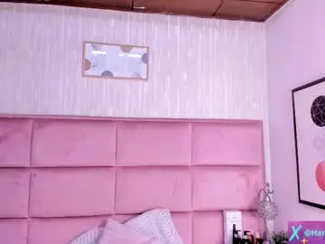 Chaturbate Live Sex Cam of hanna_taylorr