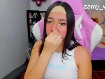 Chaturbate Live Sex Cam of karla_cutee1