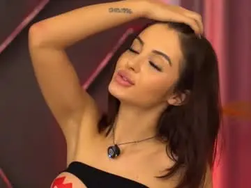 Chaturbate Live Sex Cam of lila_hottie_rosie