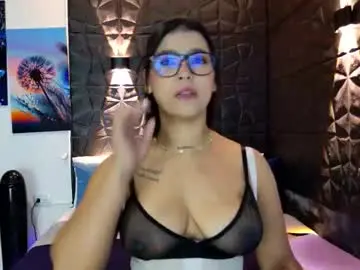 Chaturbate Live Sex of graceymilf999