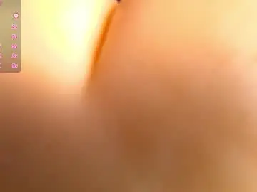 Chaturbate Free Live Porn of hotdesy_