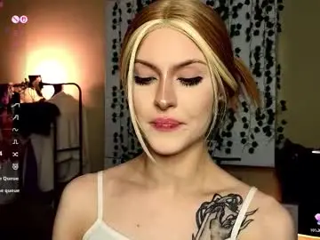 Chaturbate Live Sex Cam of emimiy