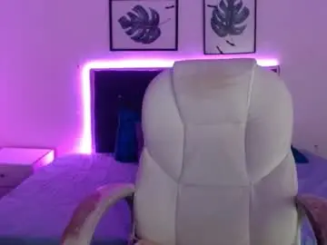 Chaturbate Live Porn of mia_collens_