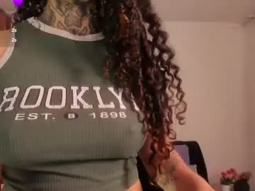 Chaturbate Nude Webcam of cata_greenn