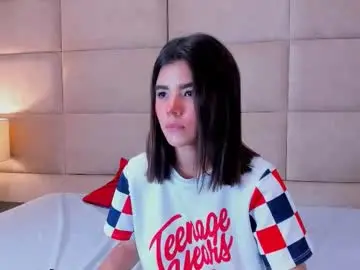 Chaturbate Best live sex cam show of crystalsync