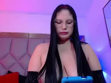 Chaturbate Free Porn Cam of alinamilf