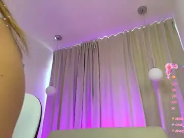 Chaturbate Free Live Porn of rousee_v