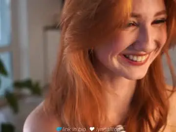 Chaturbate Free Porn Cam of lynnalltop