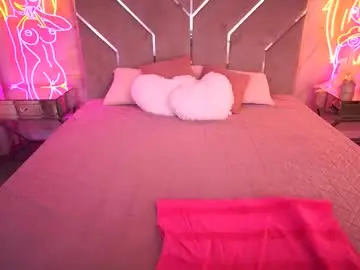 Chaturbate Live Sex Cam of kiracandys