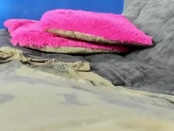 Chaturbate Live Sex Cam of alison_liss