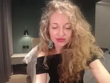 Chaturbate Live Sex Cam of sashasweetsasha