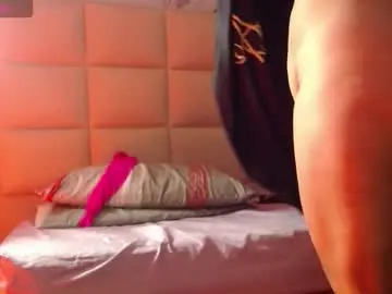 Chaturbate Live Sex of lucy_milf_474