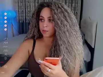 Chaturbate Nude Webcam of _just_a_queen_3