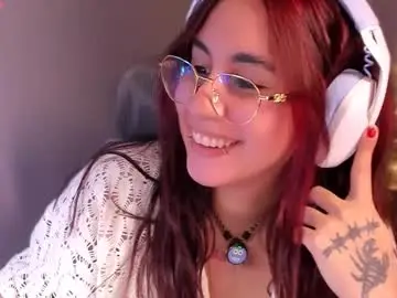 Chaturbate Live Sex Cam of camilaalee