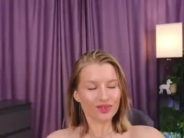 Chaturbate Watch Live Sex Cams of imikitten18