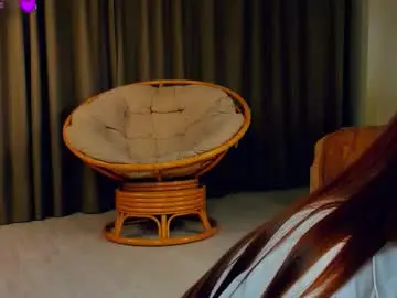 Chaturbate Free Porn Cam of louriezita