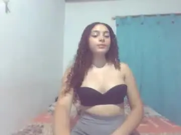 Chaturbate Free Live Porn of lily_anal_squirt