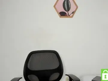 Chaturbate Live Sex Cam of dalhila