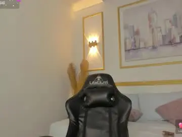 Chaturbate Nude Webcam of lia_sexx19