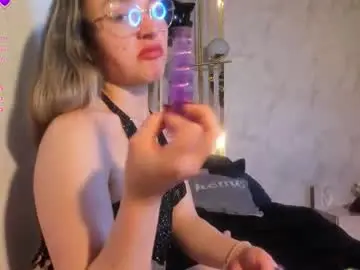 Chaturbate Free Live Porn of ariagh_