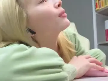 Chaturbate Sex Chat of marietta__castro