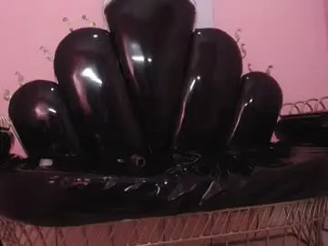 Chaturbate Live Porn of sol_garcia_x