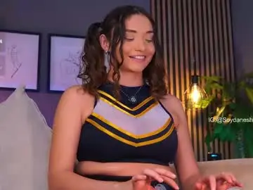 Chaturbate Live Sex Cam of daneshka__