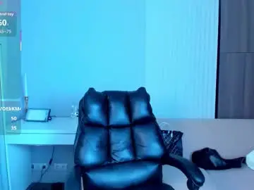 Chaturbate Live Sex of _shy_jenny_