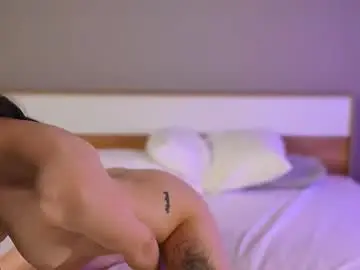 Chaturbate Best live sex cam show of petalpage