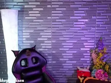 Chaturbate Live Sex Cam of miia_zarate