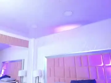 Chaturbate Live Sex Cam of madhison_5