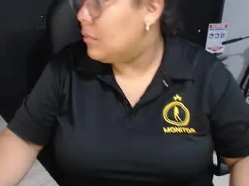 Chaturbate Live Sex of angy_ro12