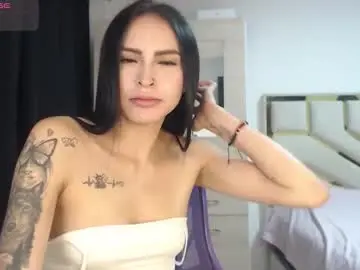 Chaturbate Live Porn of petite_linda