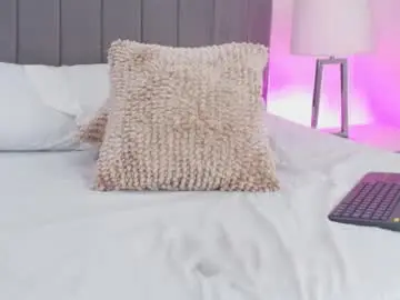 Chaturbate Free Live Porn of alanah_grey