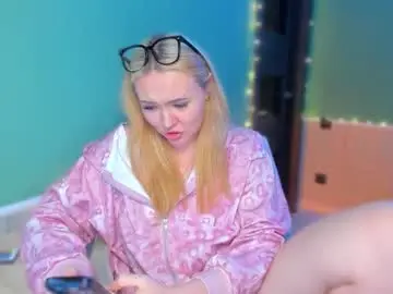 Chaturbate Live Sex Cam of angel_kiku