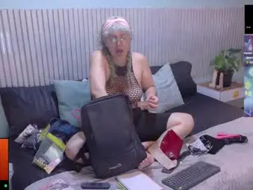 Chaturbate Sex Cam of eli666uwu