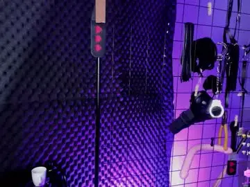 Chaturbate Adult Webcam of misskara_ariana_bdsm