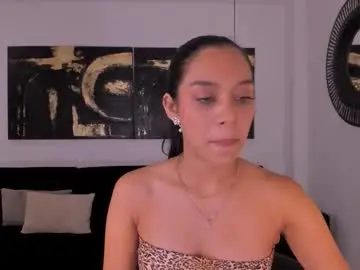 Chaturbate Live Sex Cam of amalia_cruss