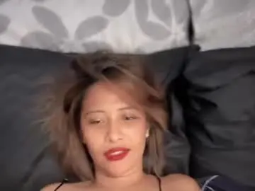 Chaturbate Nude Webcam of sexy_charlotte143