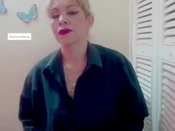 Chaturbate Live Sex Cam of barbiemature