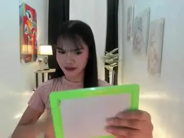 Chaturbate Free Porn Cam of callmeprettylj