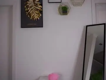 Chaturbate Watch Live Sex Cams of laurendarou