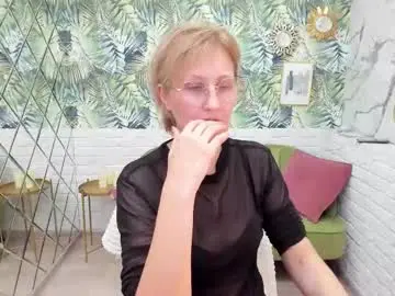 Chaturbate Live Sex of paris_cherry