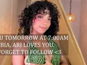Chaturbate Adult Webcams of ariella_ruiz