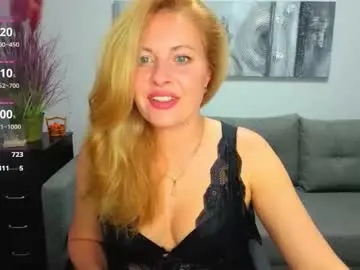 Chaturbate Watch Live Sex Cams of mira_whitme